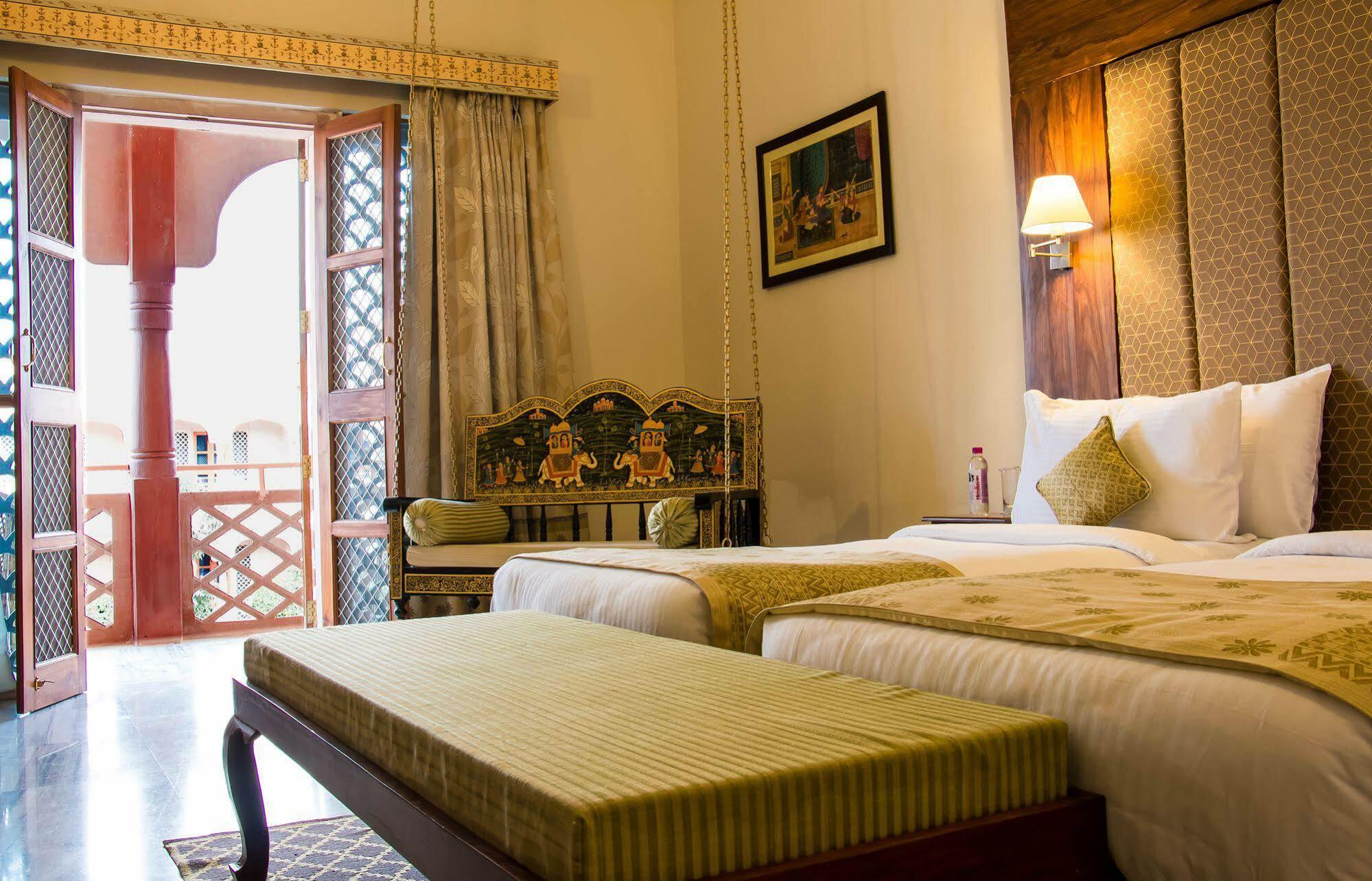 Hotel Pratap Mahal Pushkar Ihcl Seleqtion Extérieur photo