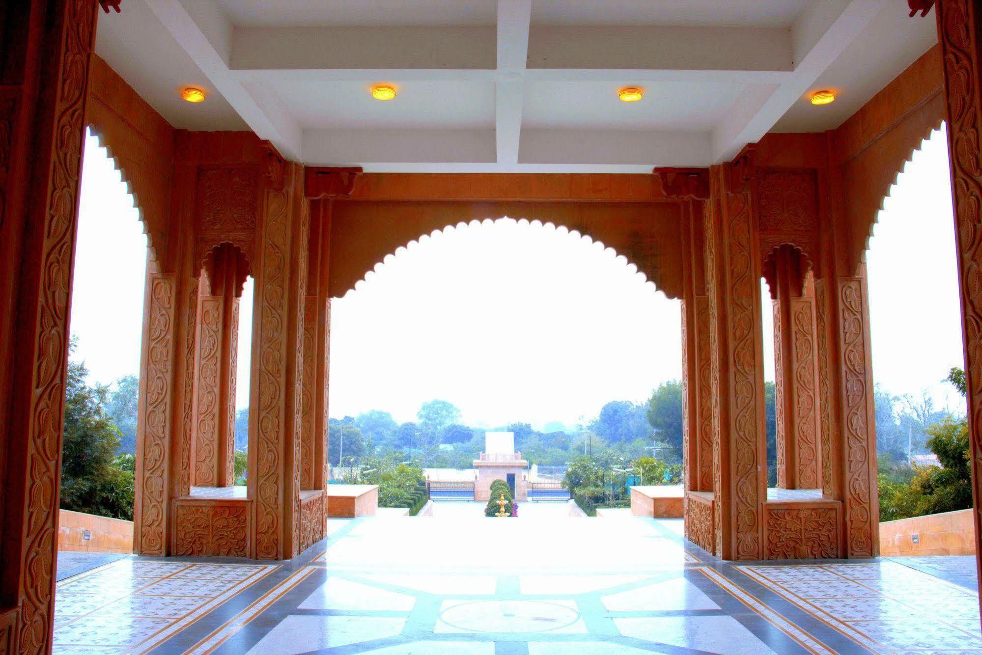 Hotel Pratap Mahal Pushkar Ihcl Seleqtion Extérieur photo