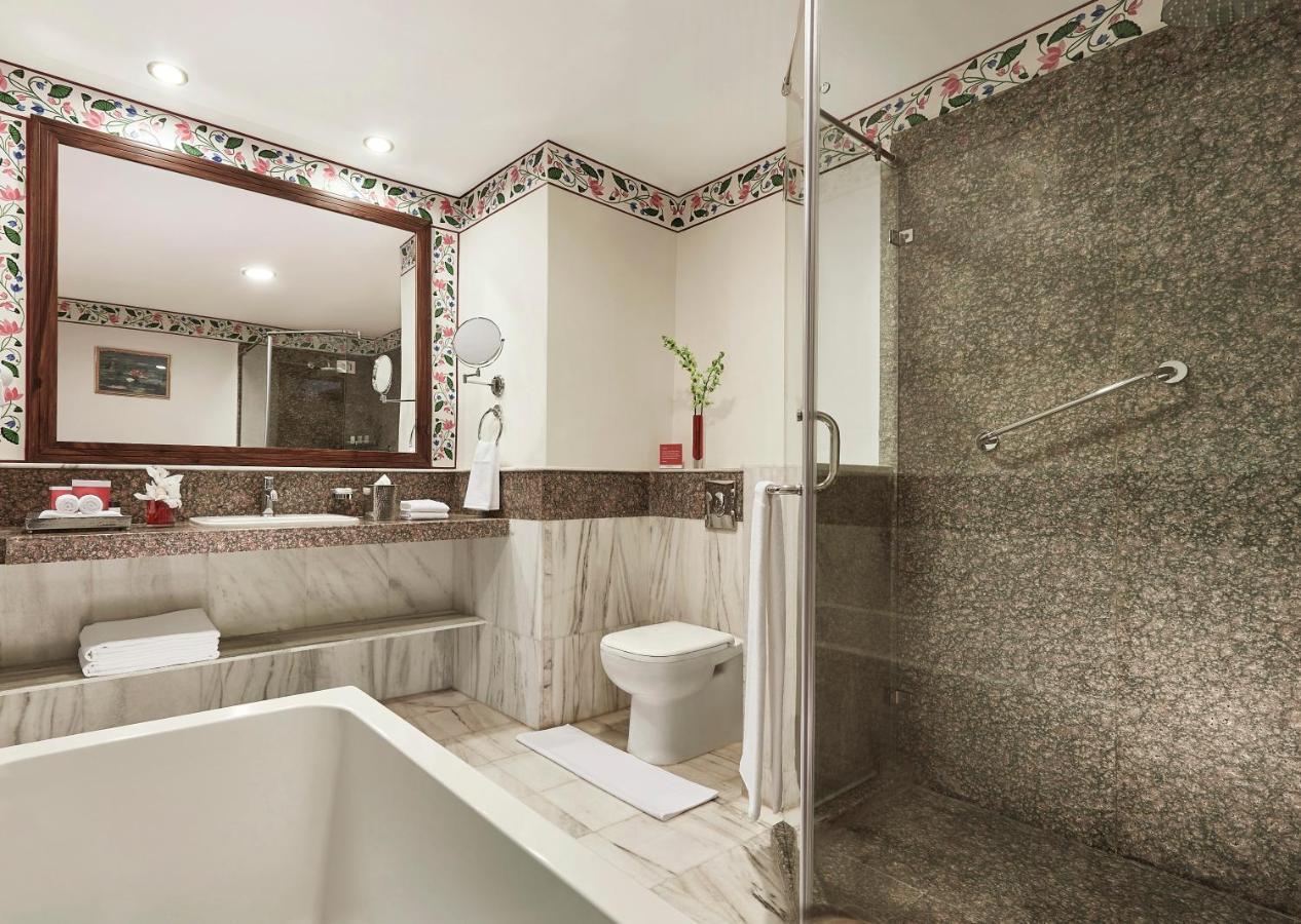 Hotel Pratap Mahal Pushkar Ihcl Seleqtion Extérieur photo